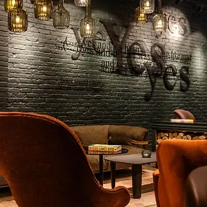 Hotell One